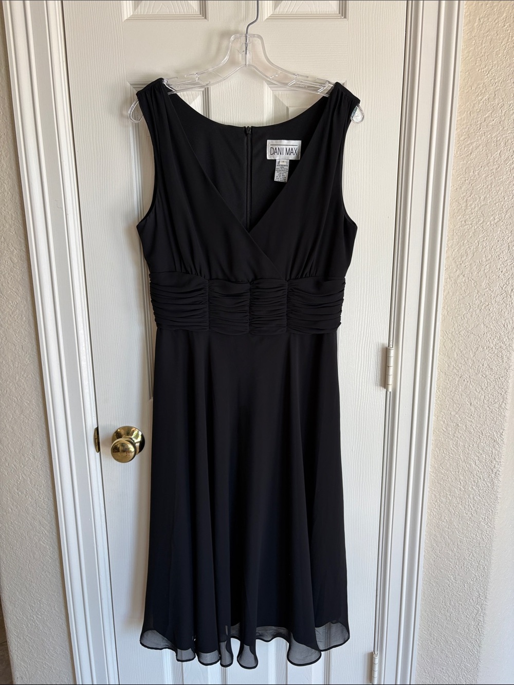 Dani Max Black Sleeveless V-Neck Midi Dress with Ruched Waist